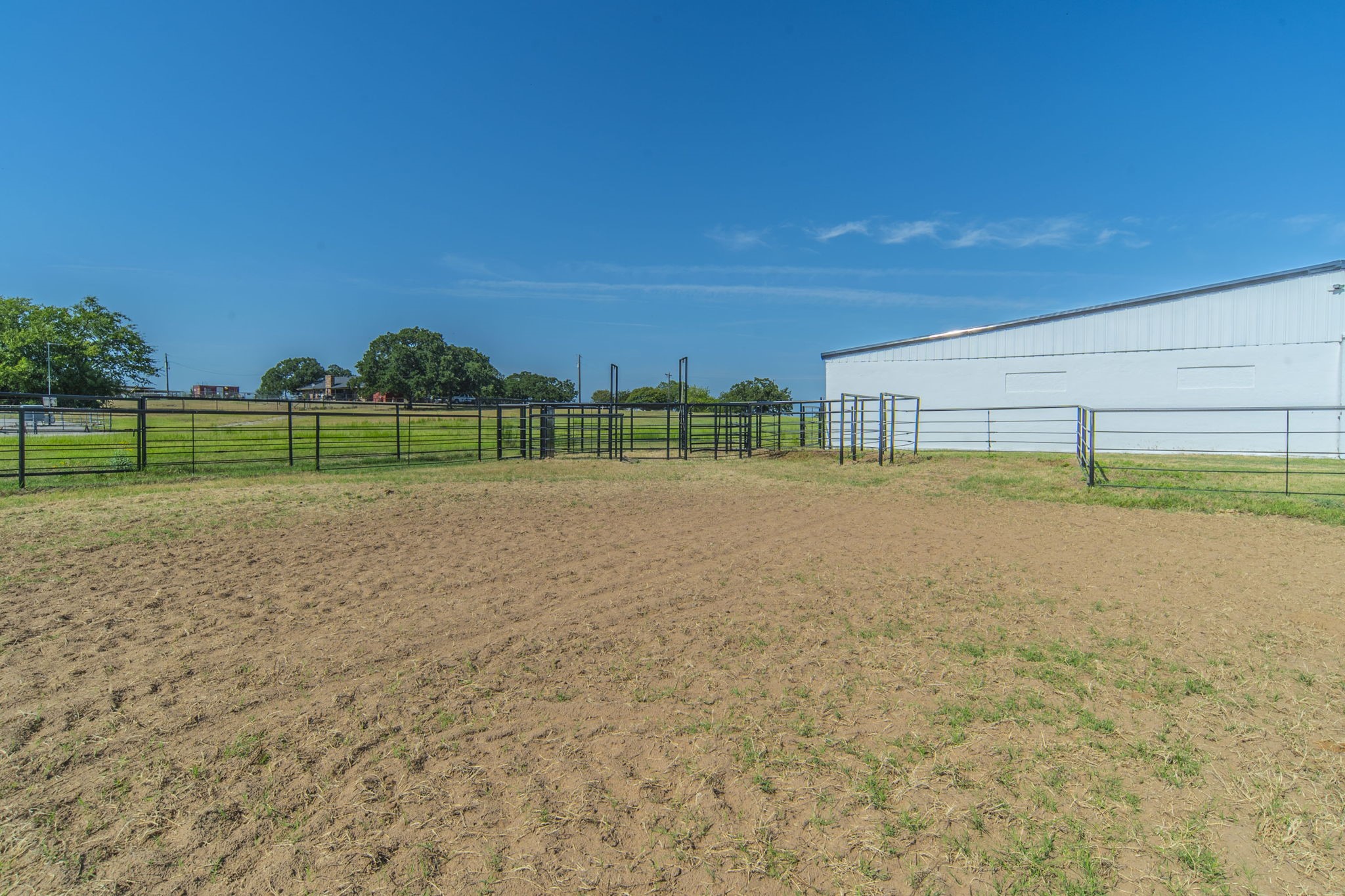 127 County Road 3051 Decatur TX 76234