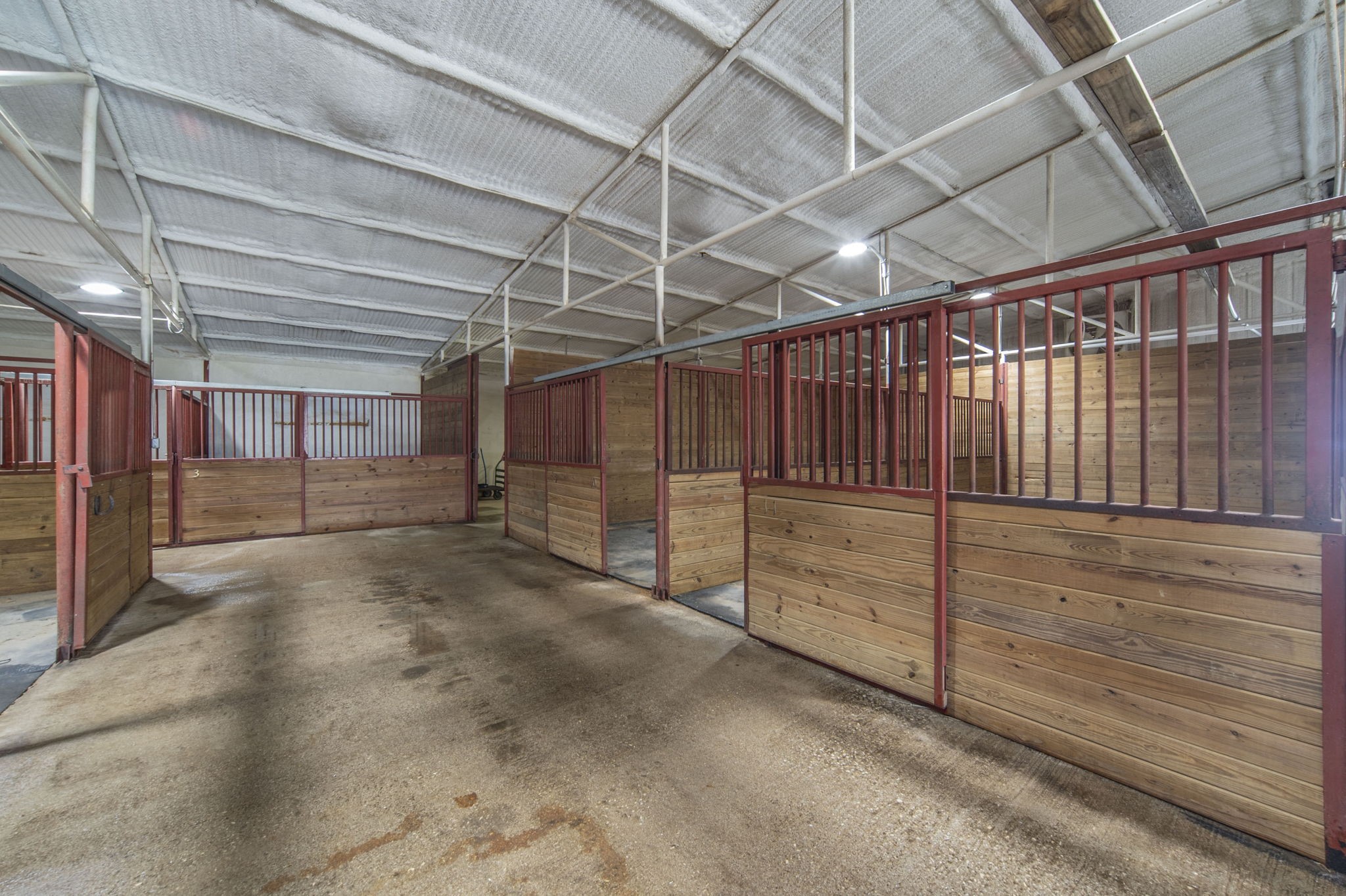 127 County Road 3051 Decatur TX 76234