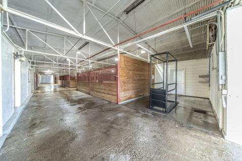 127 County Road 3051 Decatur TX 76234