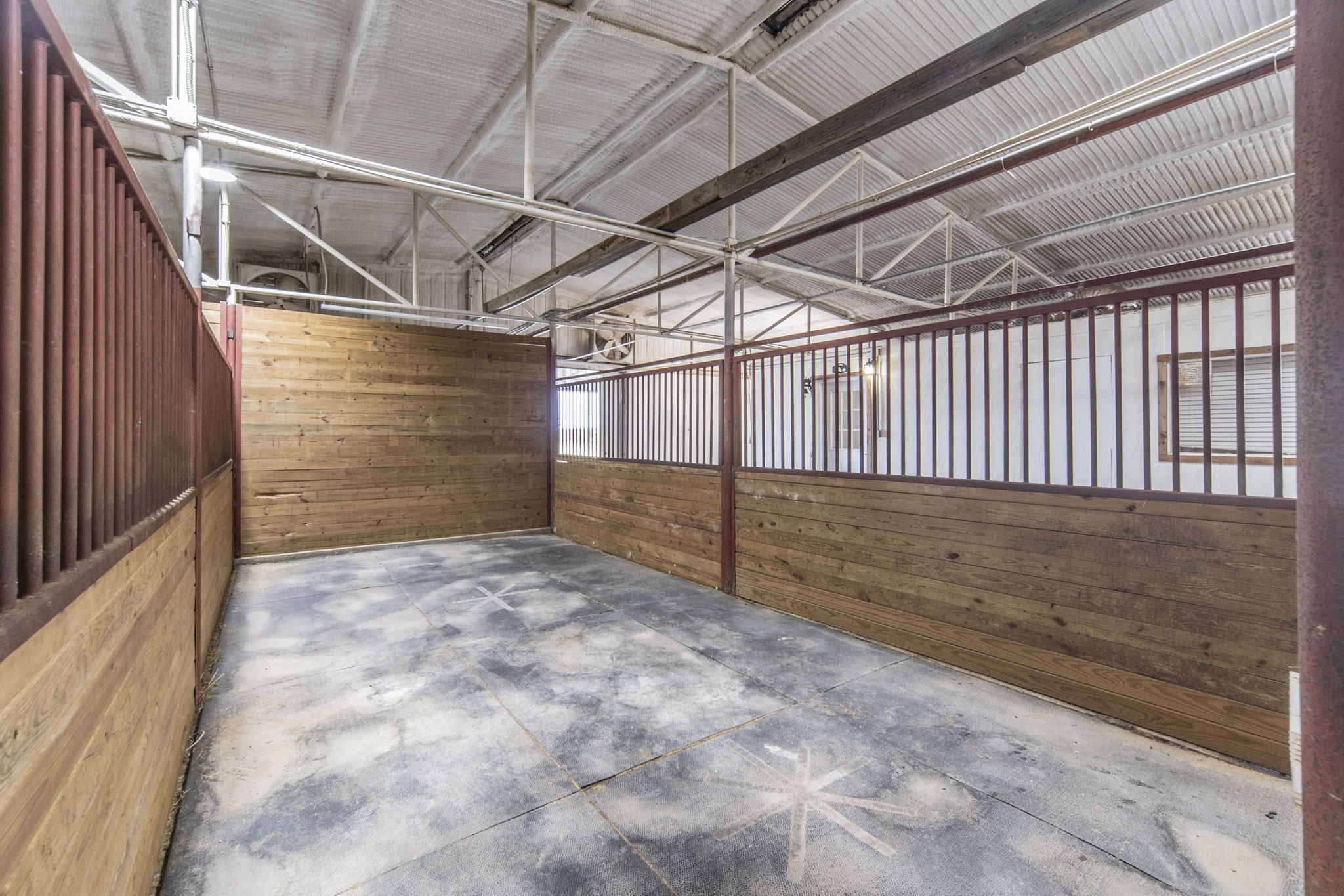 127 County Road 3051 Decatur TX 76234