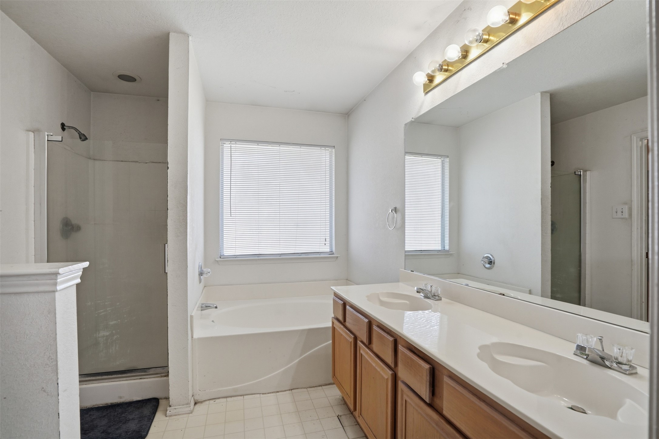 1026 Meadowbend Drive Cedar Hill TX 75104