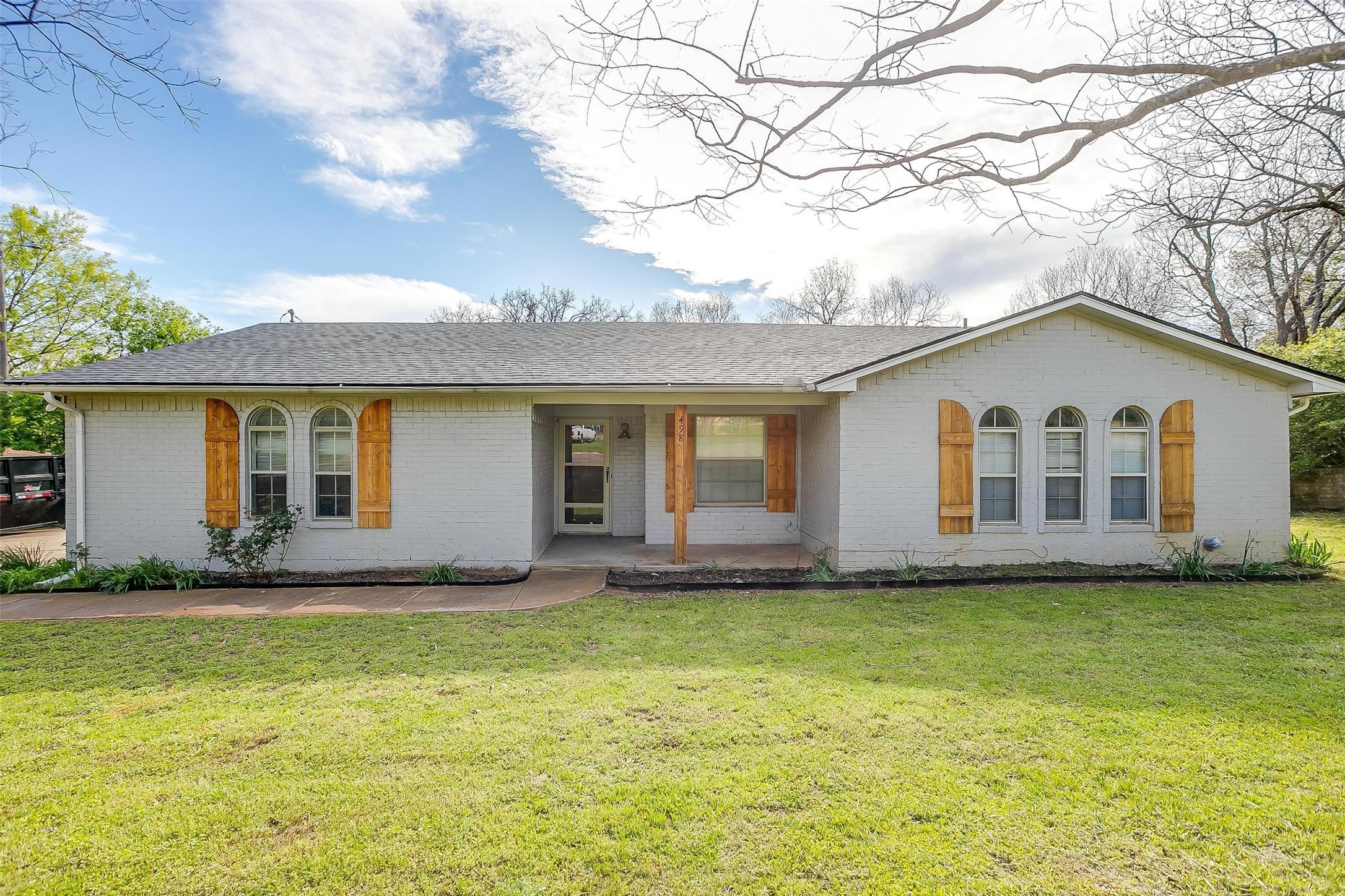 498 Wildwood Lane Burleson TX 76028