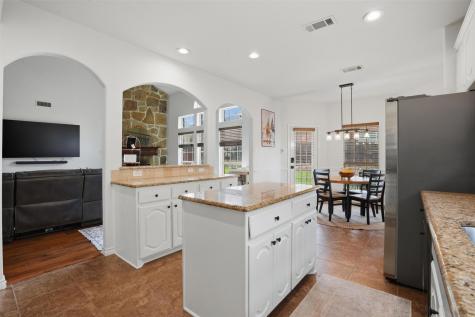 3048 Larreta Grand Prairie TX 75054