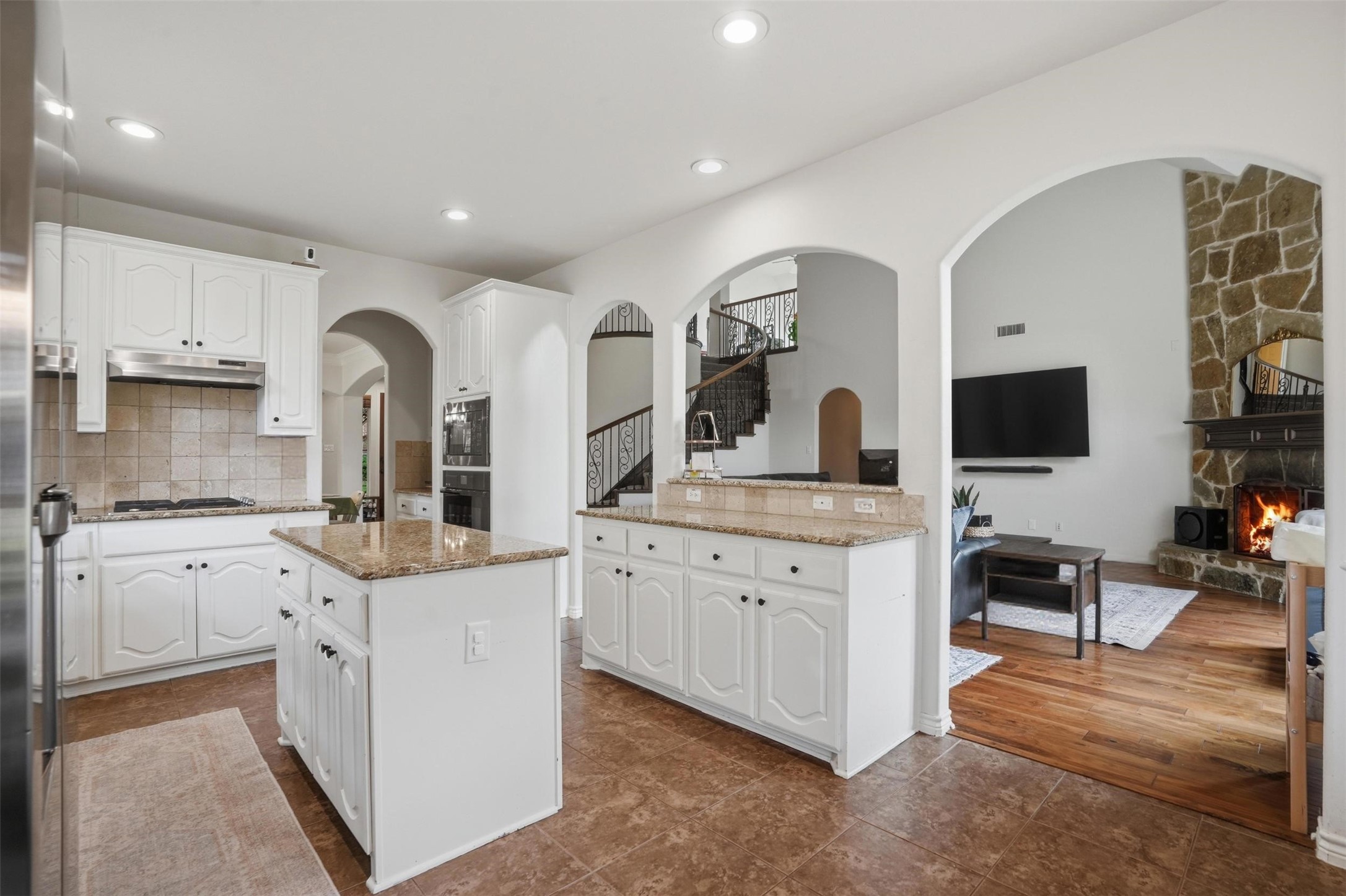 3048 Larreta Grand Prairie TX 75054