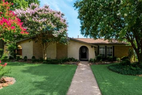 1406 Travis Street Garland TX 75042