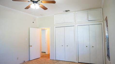 213 County Road 2320 Telephone TX 75488