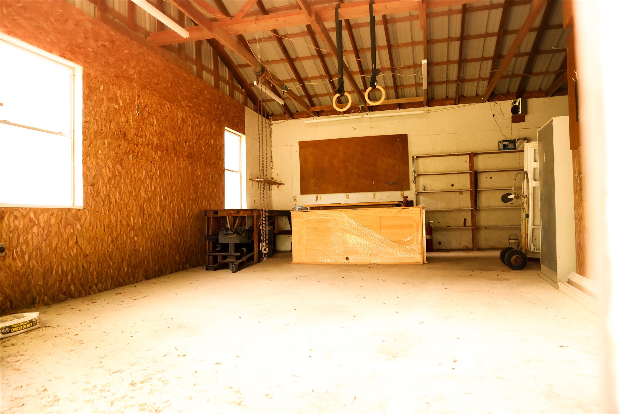 213 County Road 2320 Telephone TX 75488