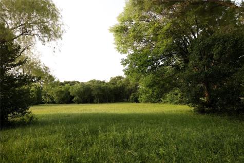 213 County Road 2320 Telephone TX 75488