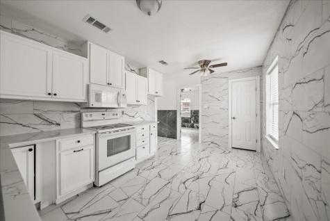 5507 Alexander Street Sachse TX 75048