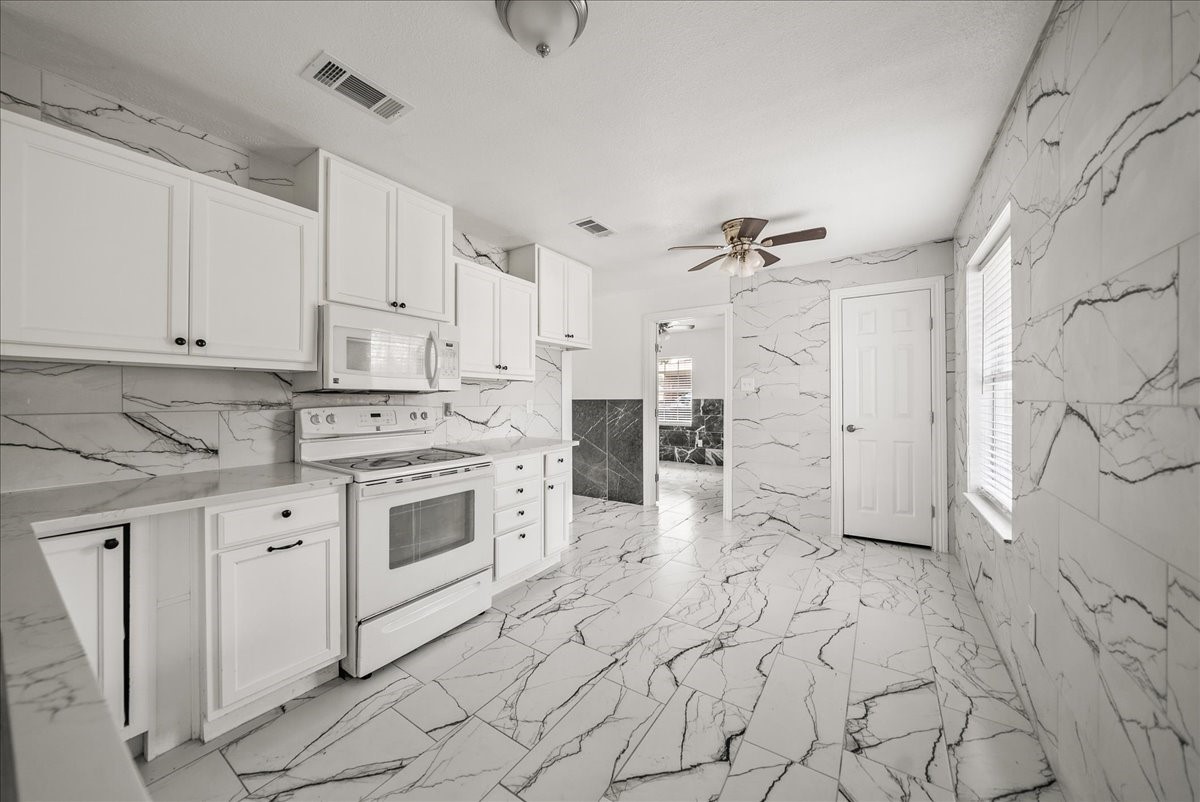 5507 Alexander Street Sachse TX 75048