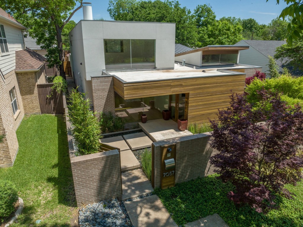7057 Coronado Avenue Dallas TX 75214