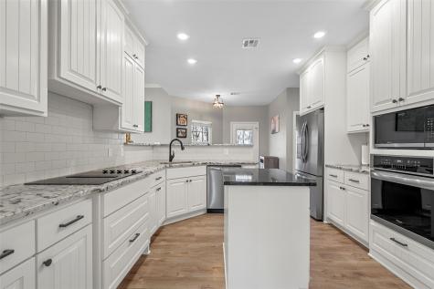 117 Lost Oaks Drive Waco TX 76705