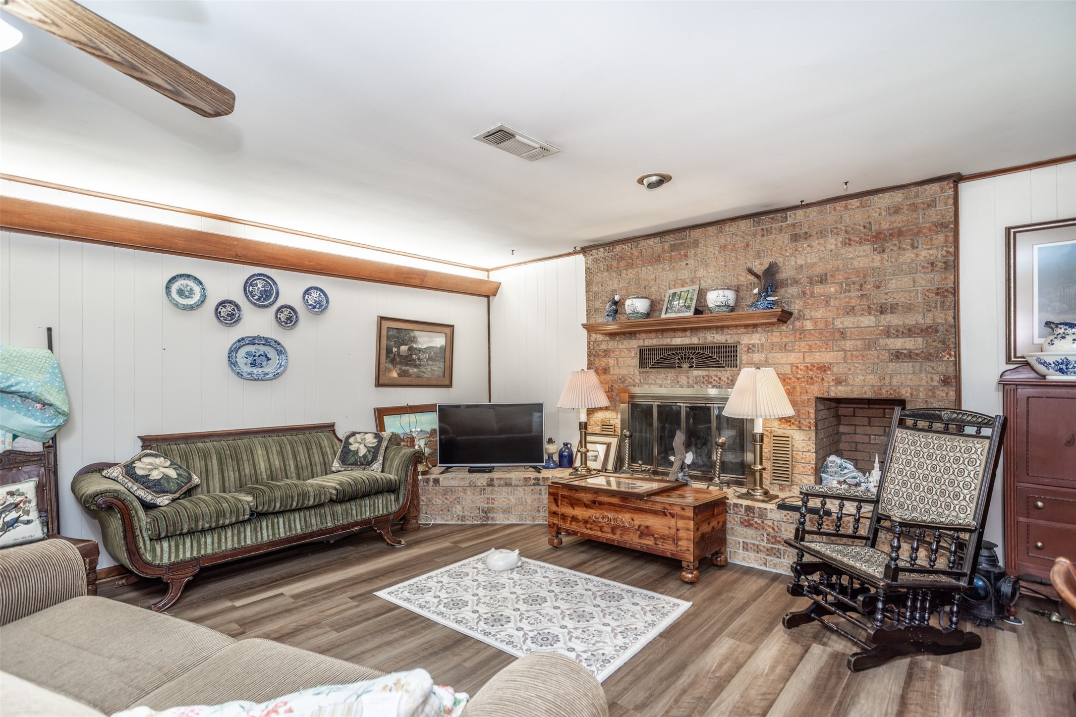 405 Meadow Drive Gainesville TX 76240