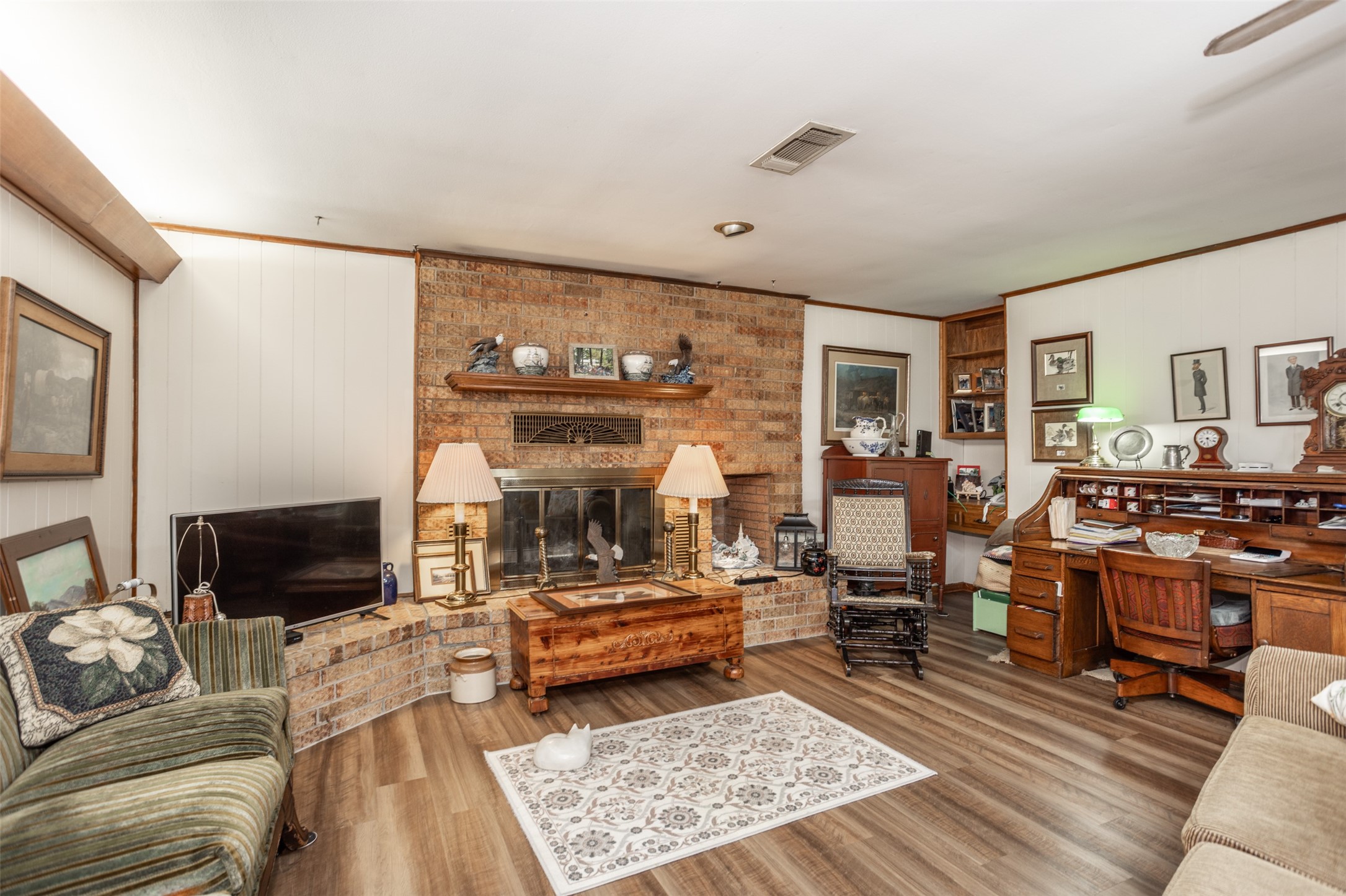 405 Meadow Drive Gainesville TX 76240