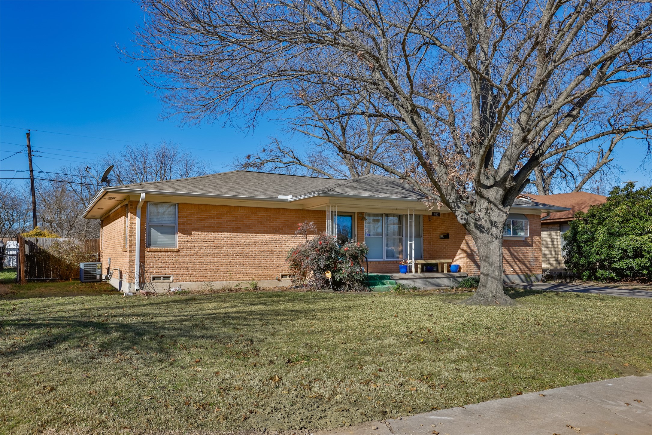 405 Meadow Drive Gainesville TX 76240