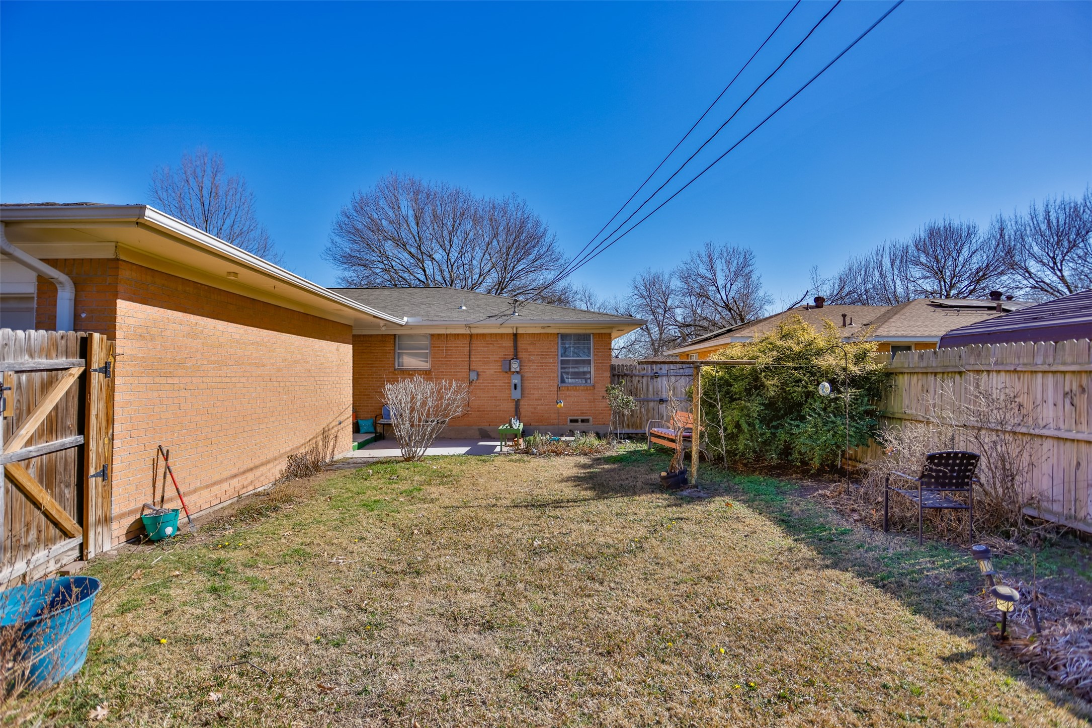 405 Meadow Drive Gainesville TX 76240