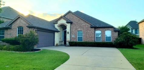 2948 N Camino Lagos Grand Prairie TX 75054