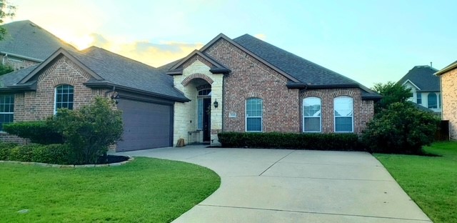 2948 N Camino Lagos Grand Prairie TX 75054