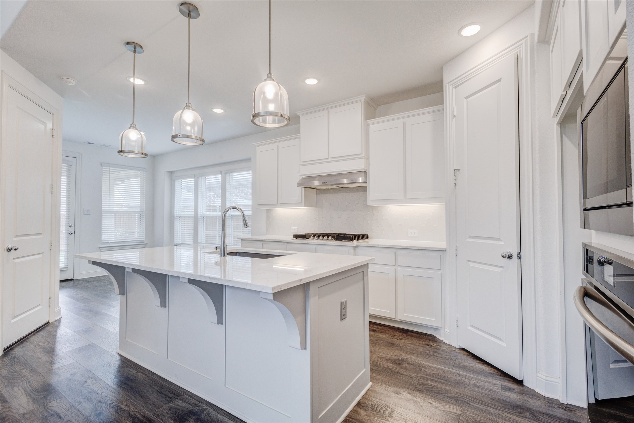 1435 Eden Valleywood Way Arlington TX 76005
