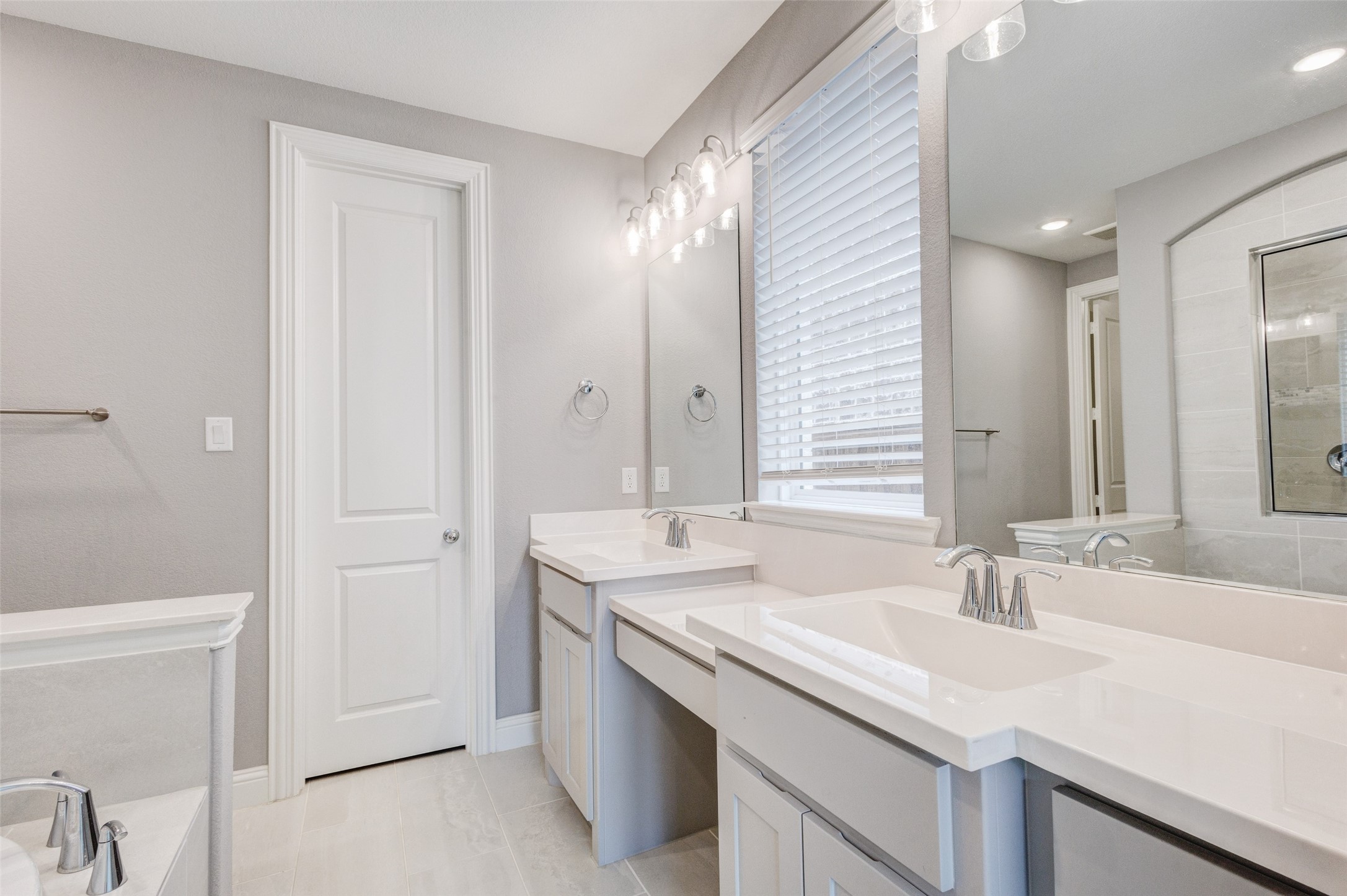1435 Eden Valleywood Way Arlington TX 76005