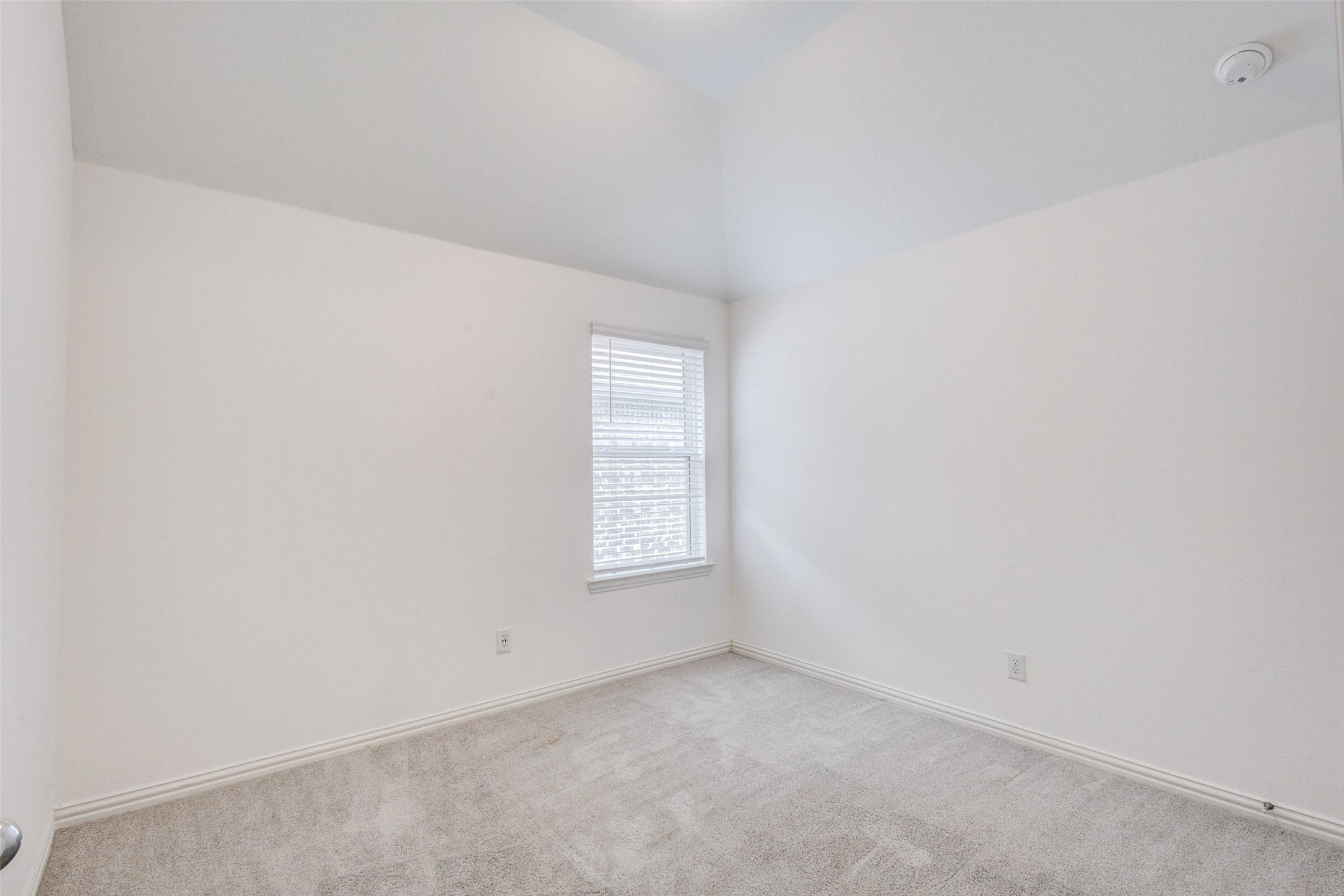 1435 Eden Valleywood Way Arlington TX 76005