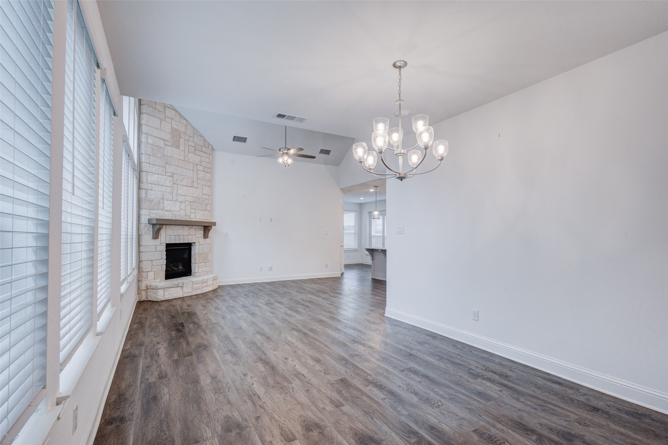 1435 Eden Valleywood Way Arlington TX 76005