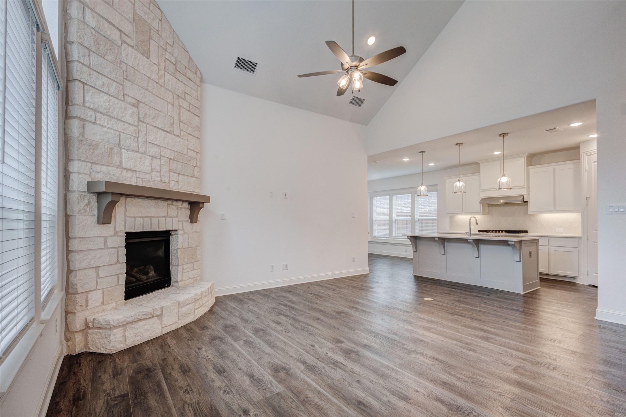 1435 Eden Valleywood Way Arlington TX 76005