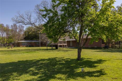 4713 Holiday Lane W North Richland Hills TX 76180