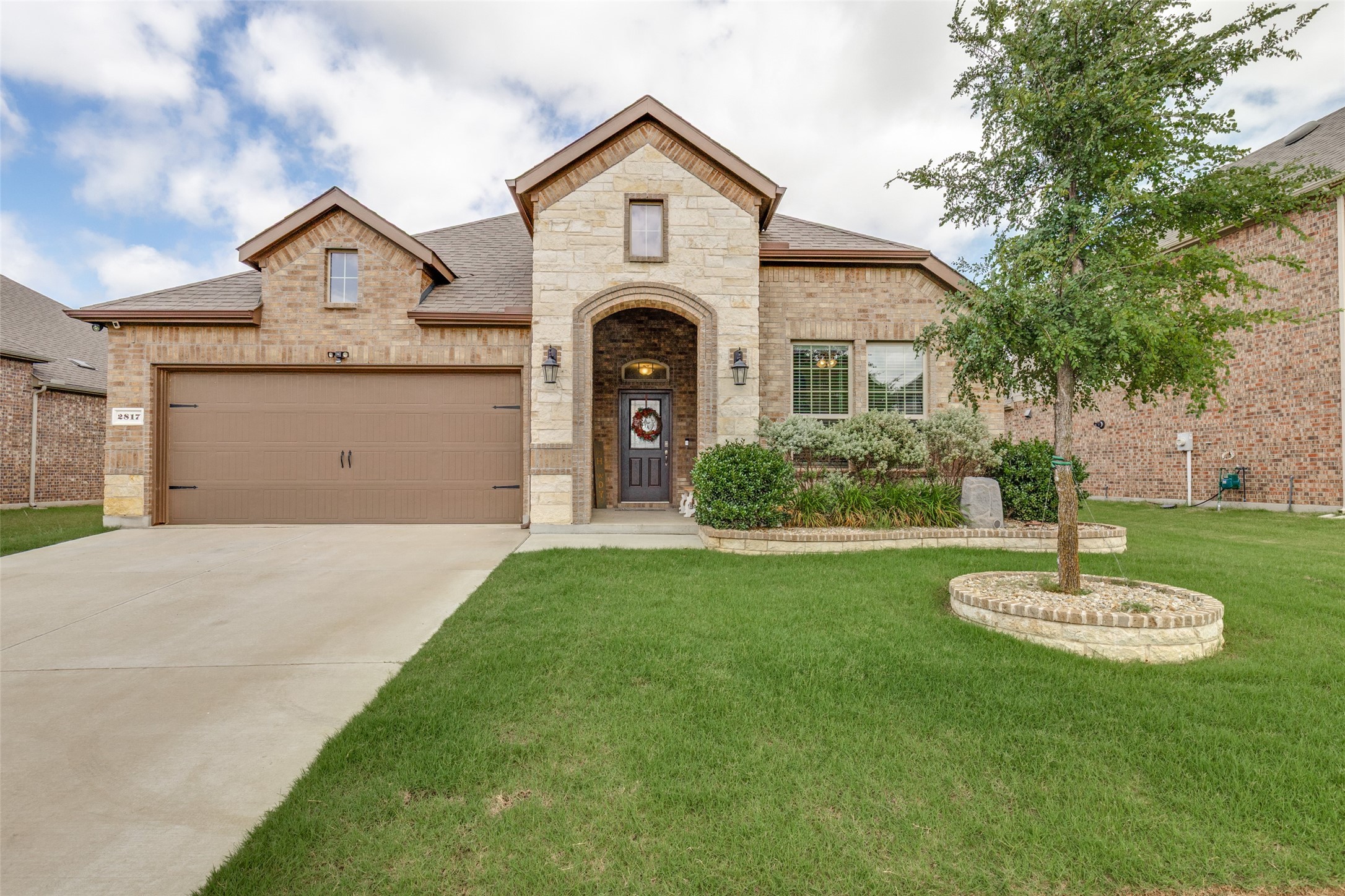 2817 Half Moon Road Aubrey TX 76227