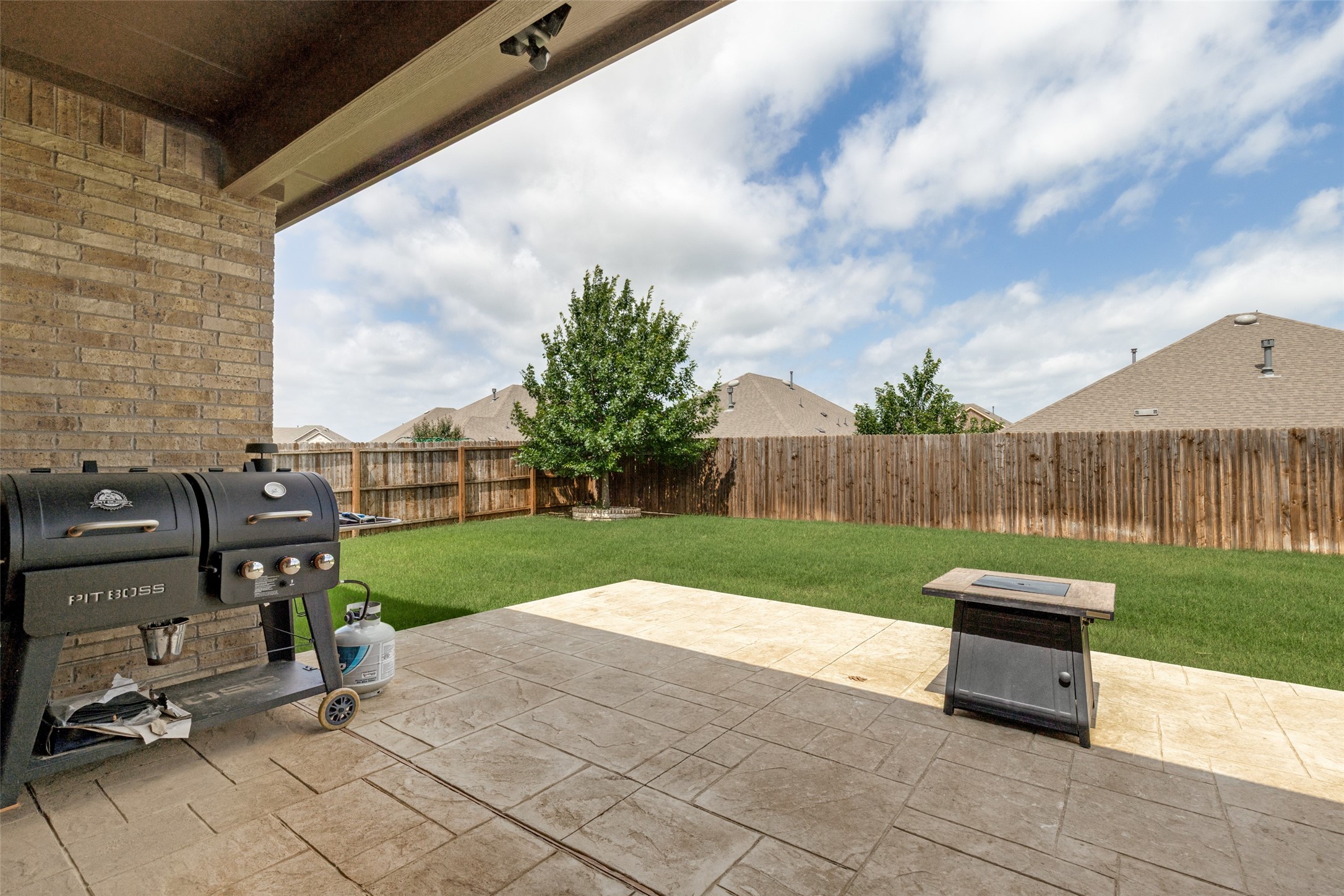 2817 Half Moon Road Aubrey TX 76227