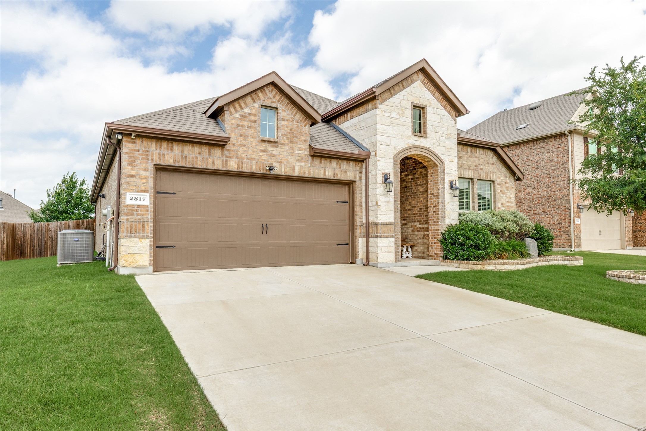2817 Half Moon Road Aubrey TX 76227