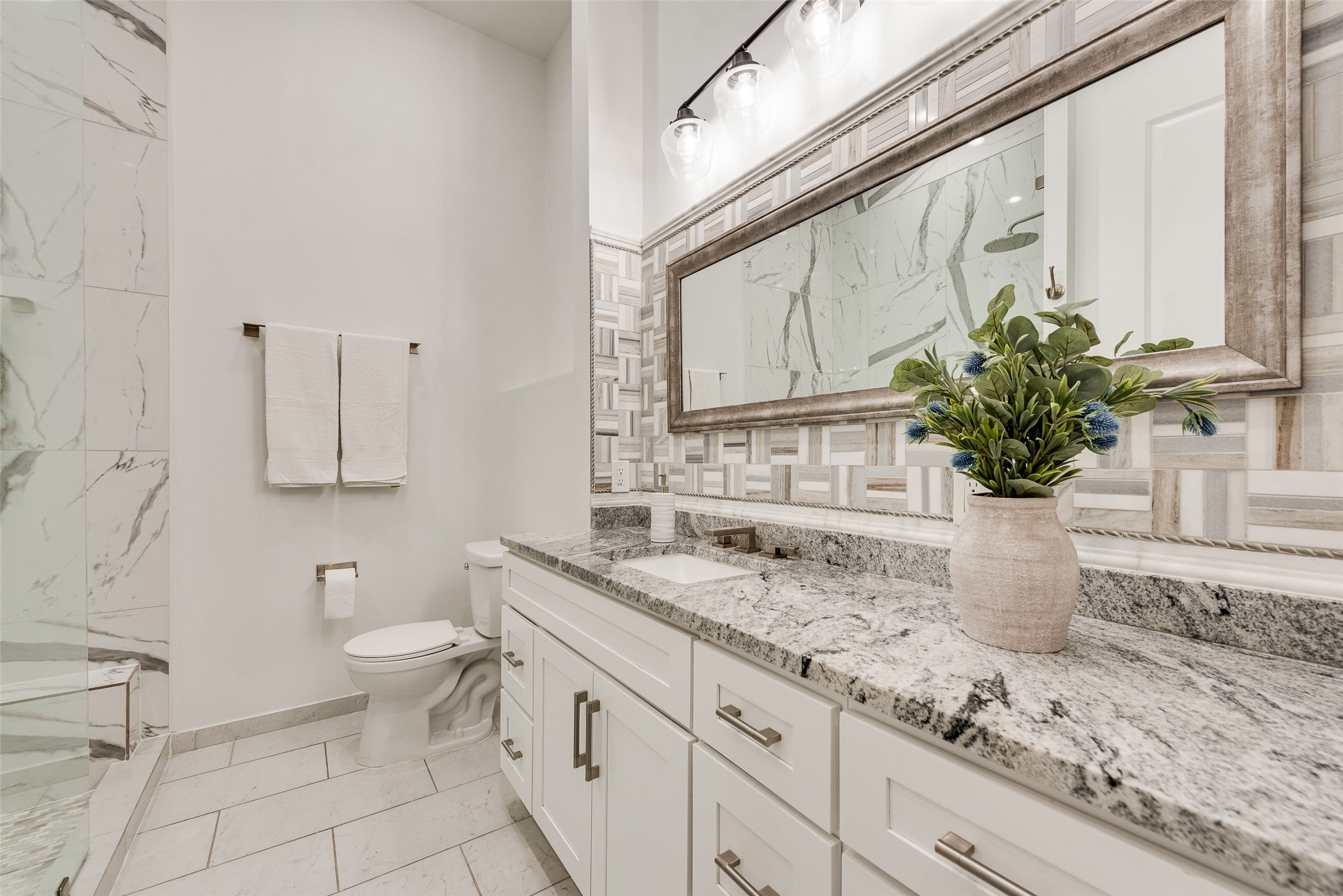 464 Breezeway Court Cedar Hill TX 75104