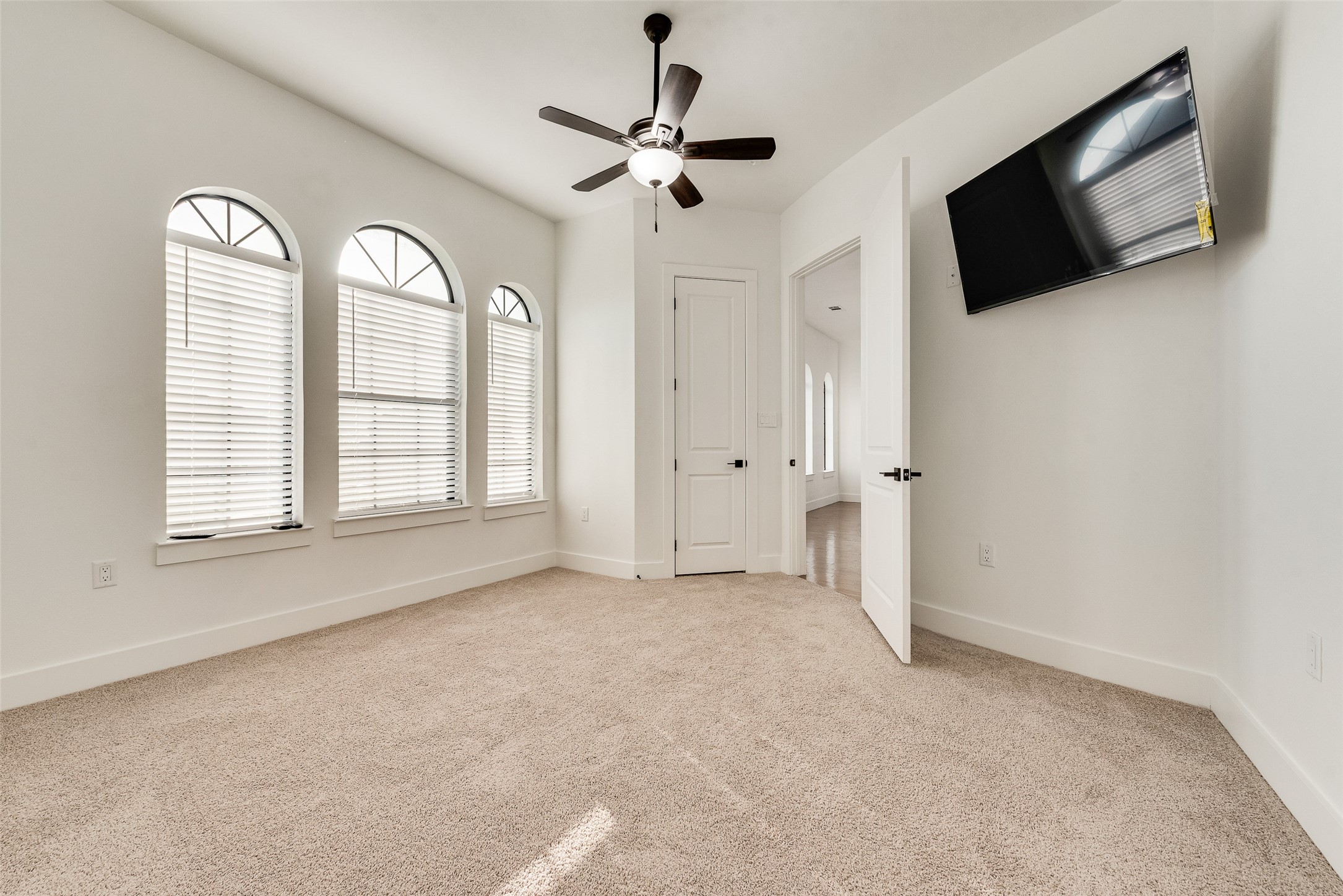 464 Breezeway Court Cedar Hill TX 75104