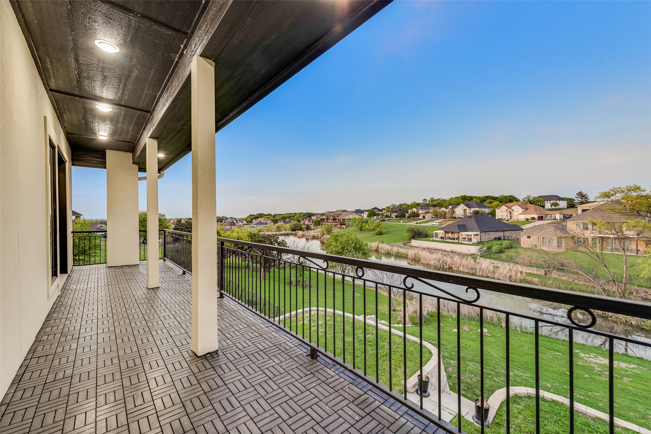 464 Breezeway Court Cedar Hill TX 75104