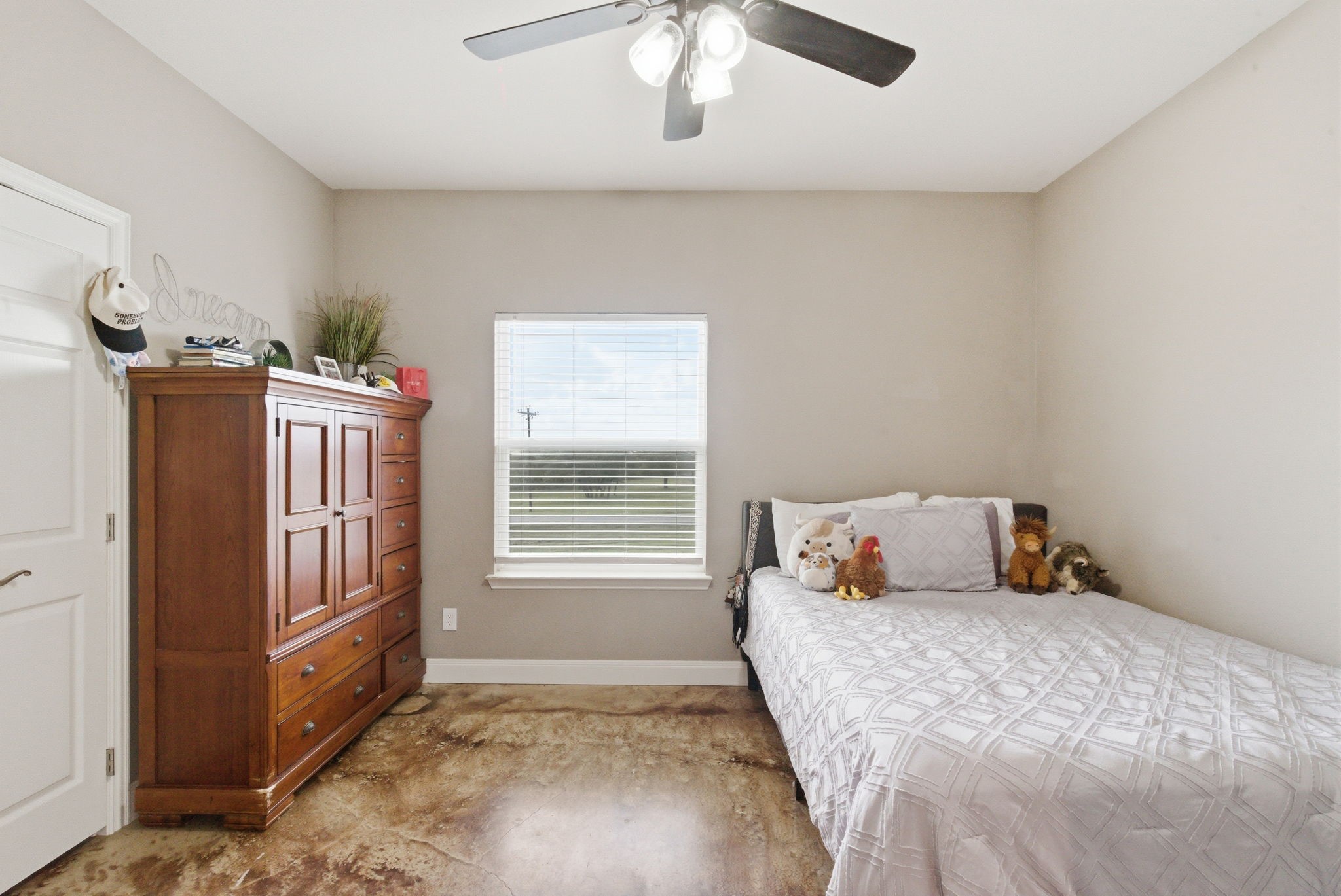 1012 Justin Drive Springtown TX 76082