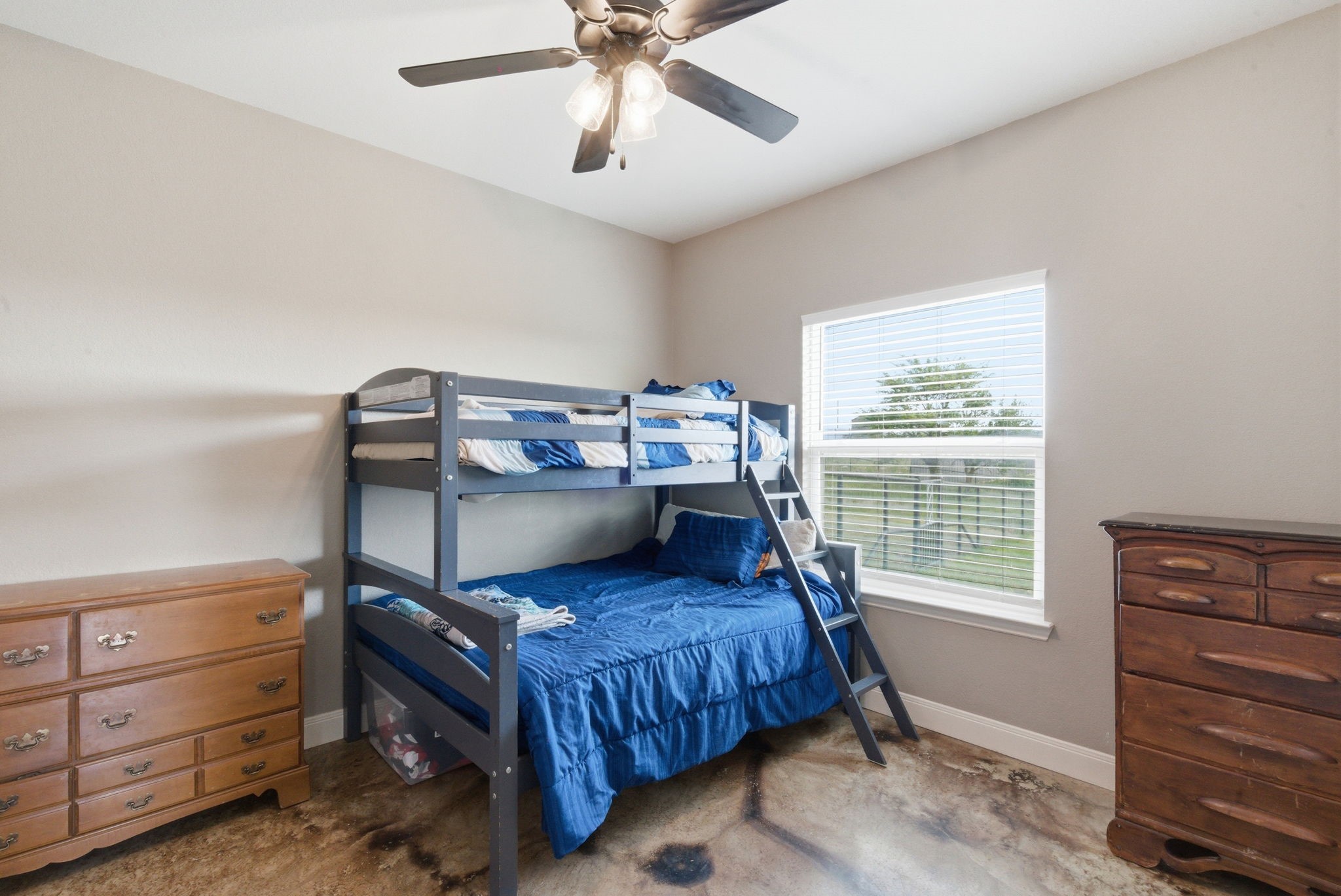 1012 Justin Drive Springtown TX 76082