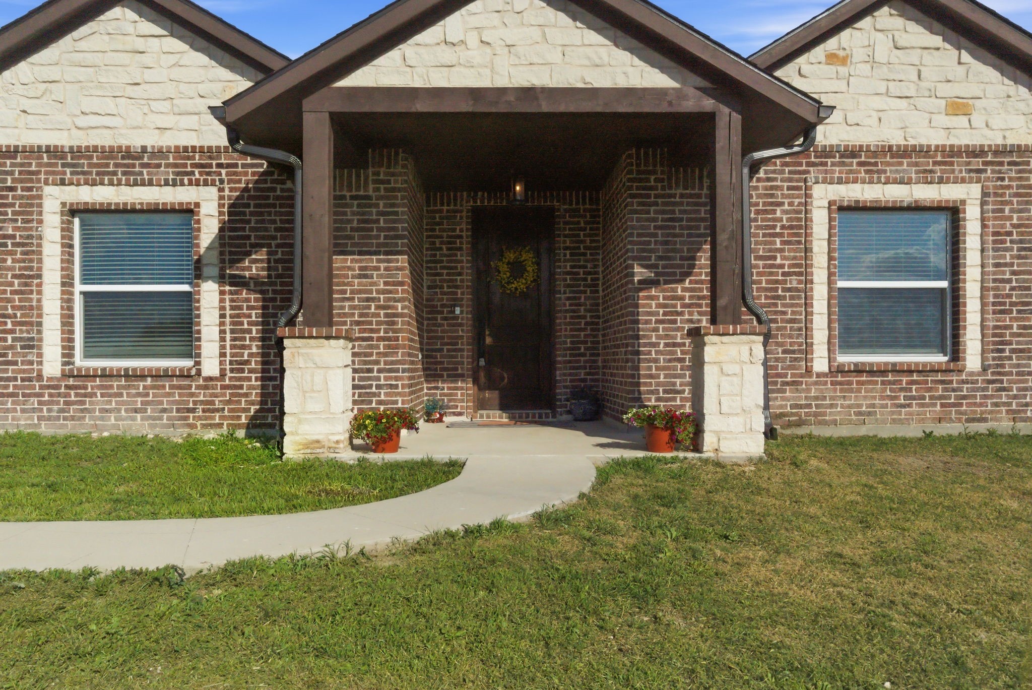 1012 Justin Drive Springtown TX 76082