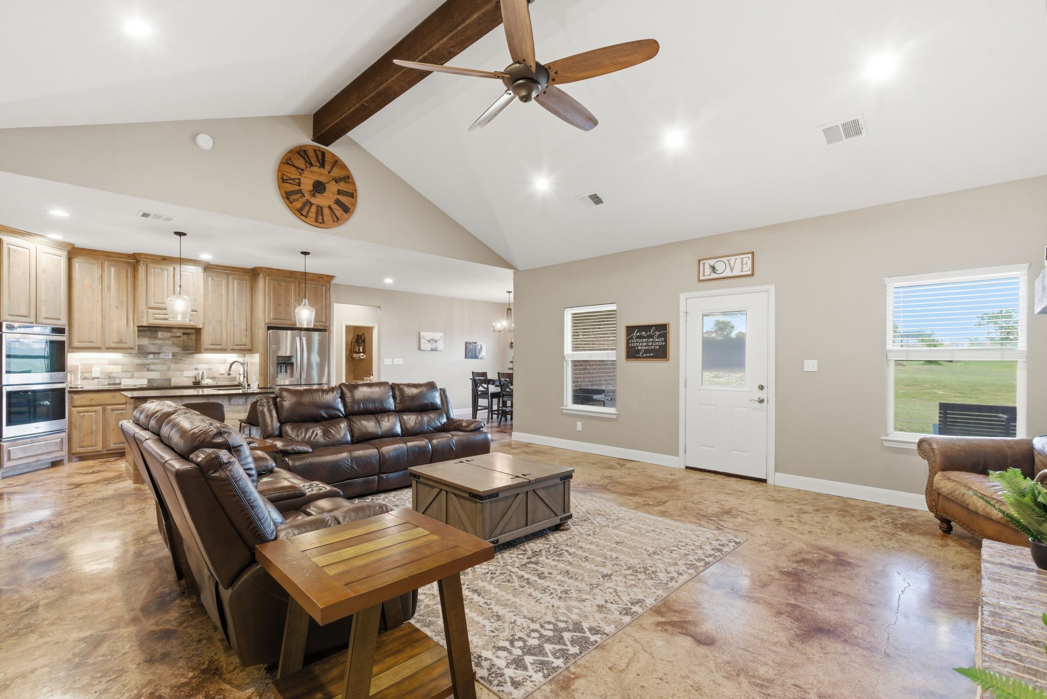 1012 Justin Drive Springtown TX 76082