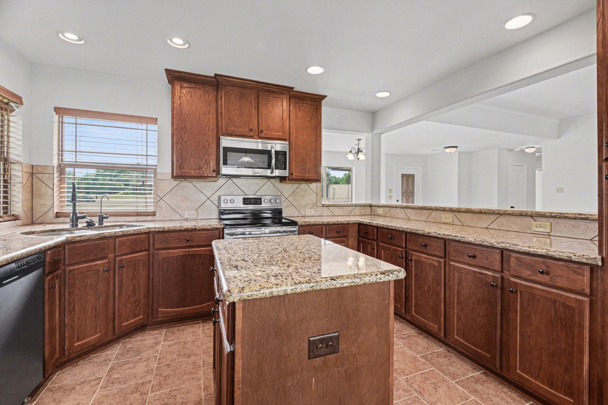 5945 County Road 441 Princeton TX 75407
