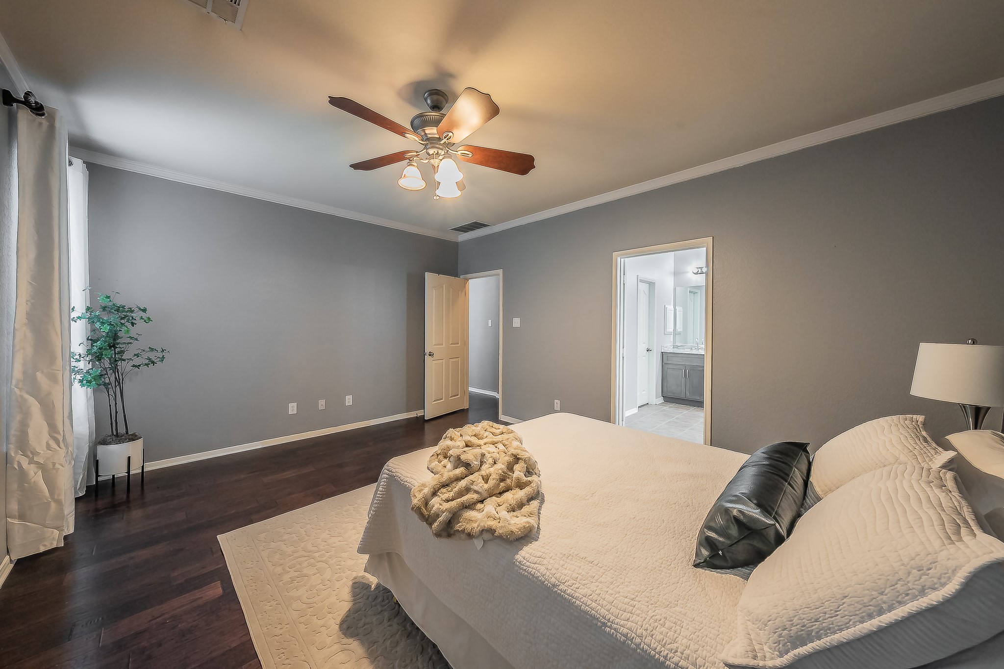 5516 Dunn Hill Drive Fort Worth TX 76137