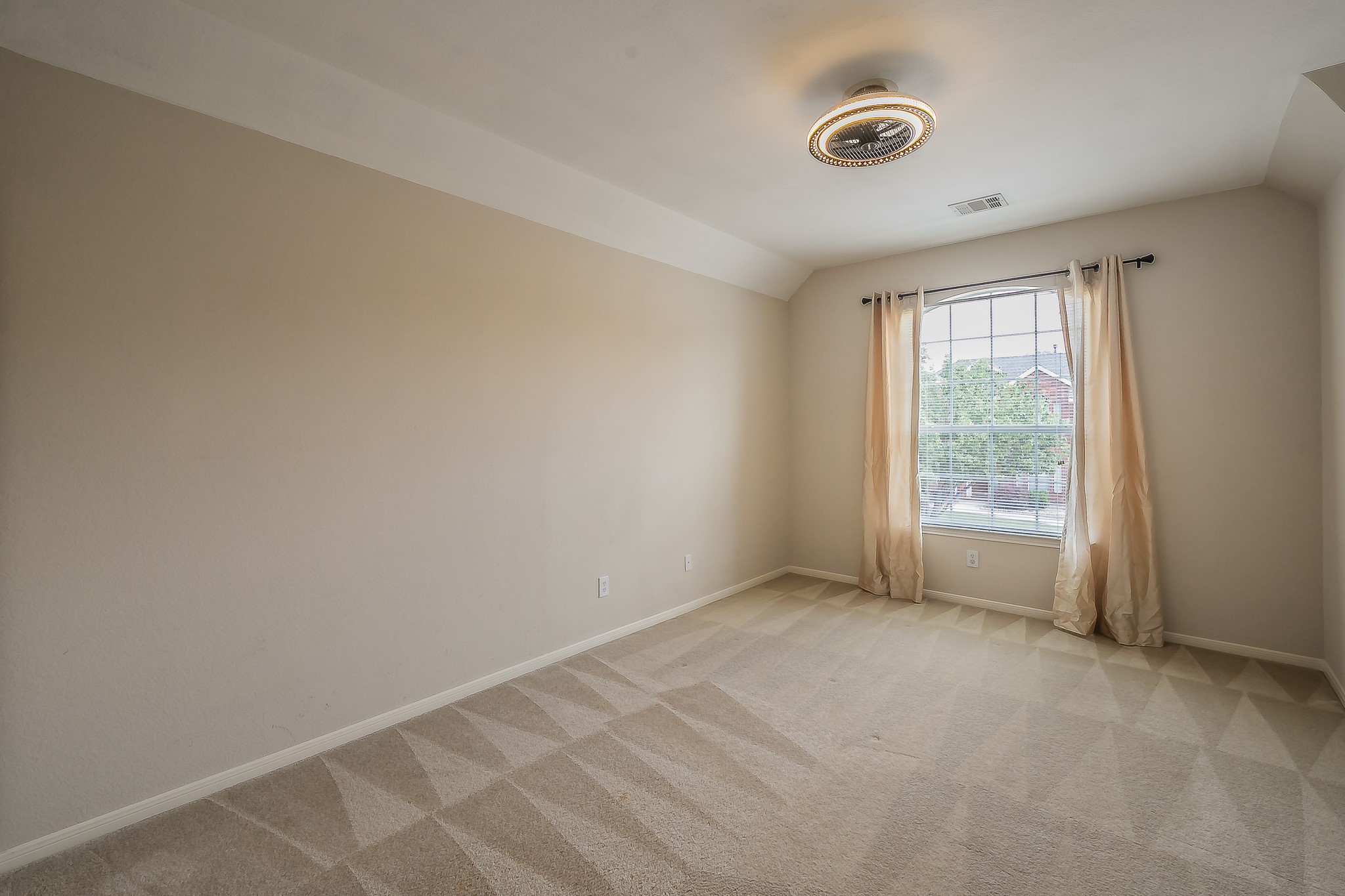 5516 Dunn Hill Drive Fort Worth TX 76137