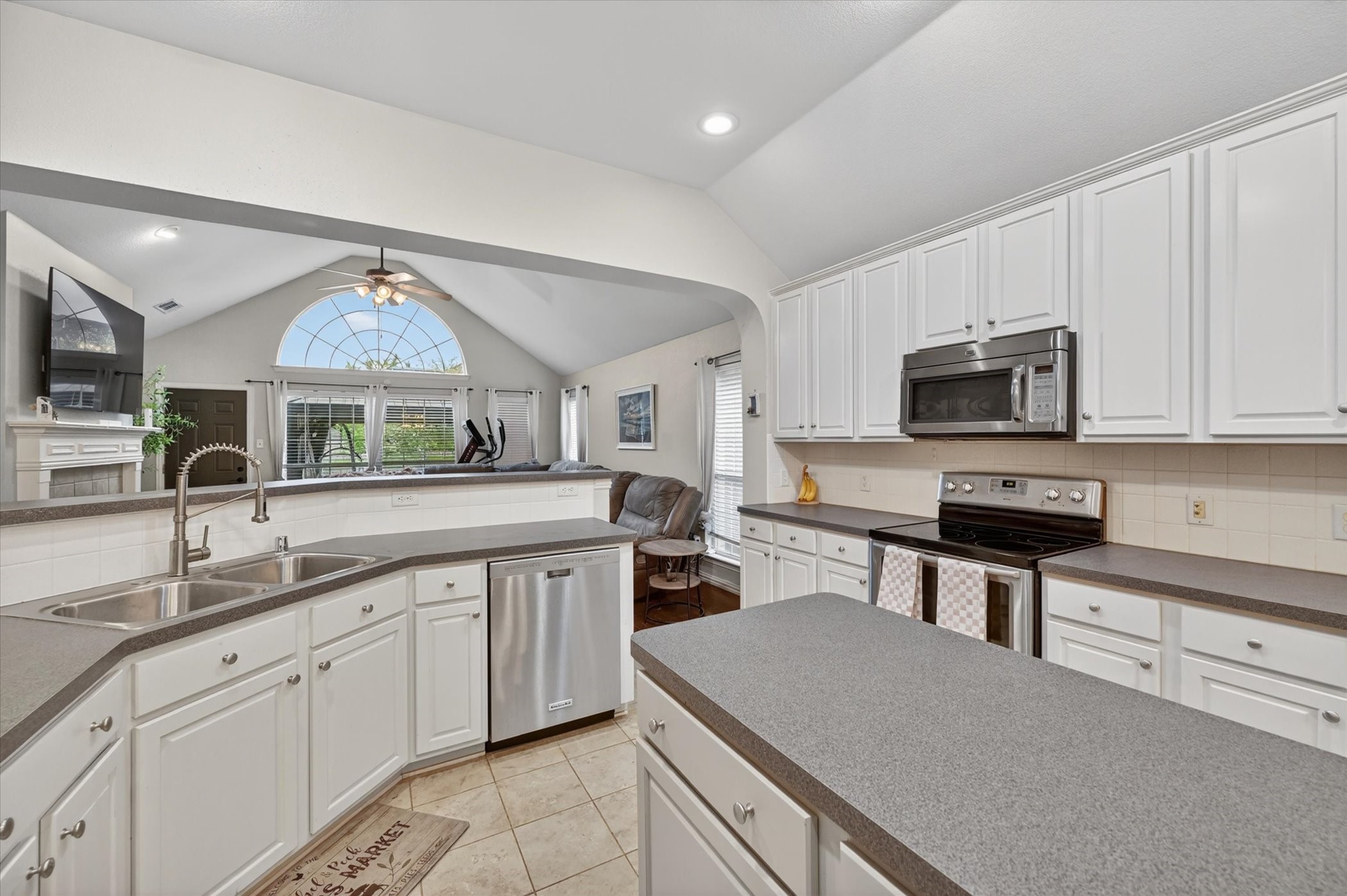 4533 Marguerite Lane Fort Worth TX 76123