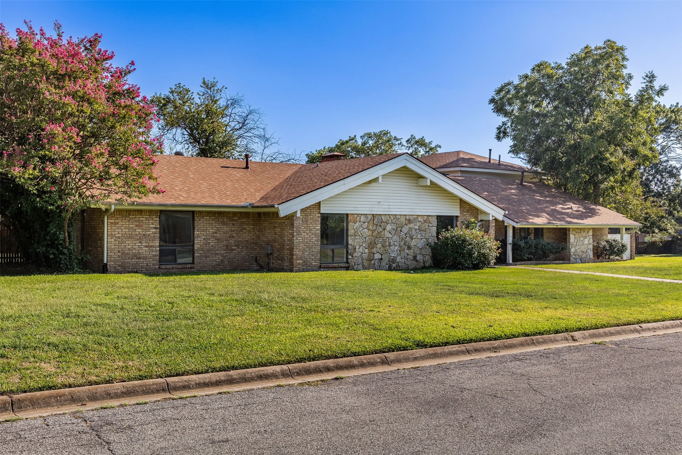 1632 Andy Drive Sherman TX 75092