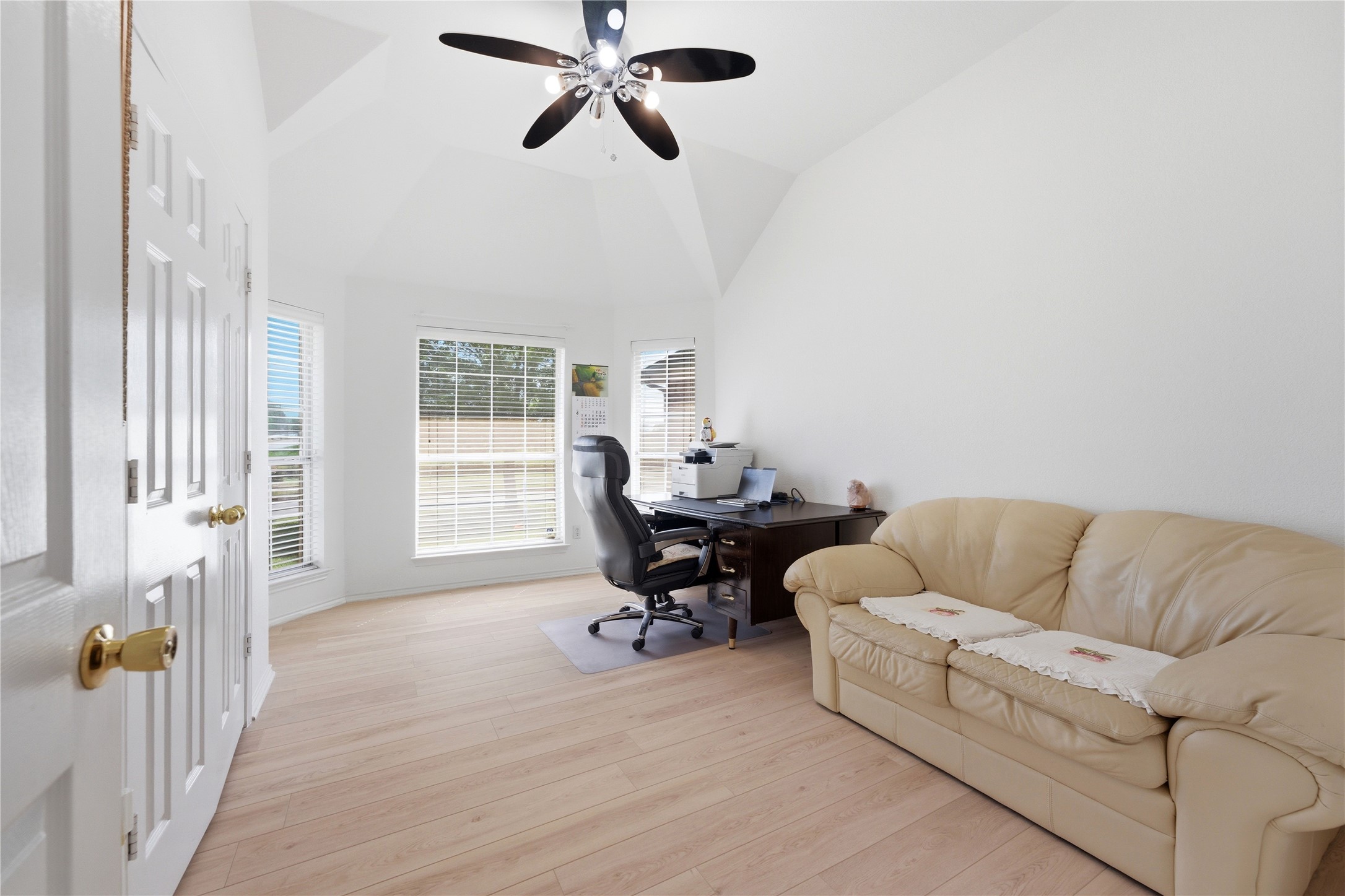 7451 Stonybrooke Drive North Richland Hills TX 76182