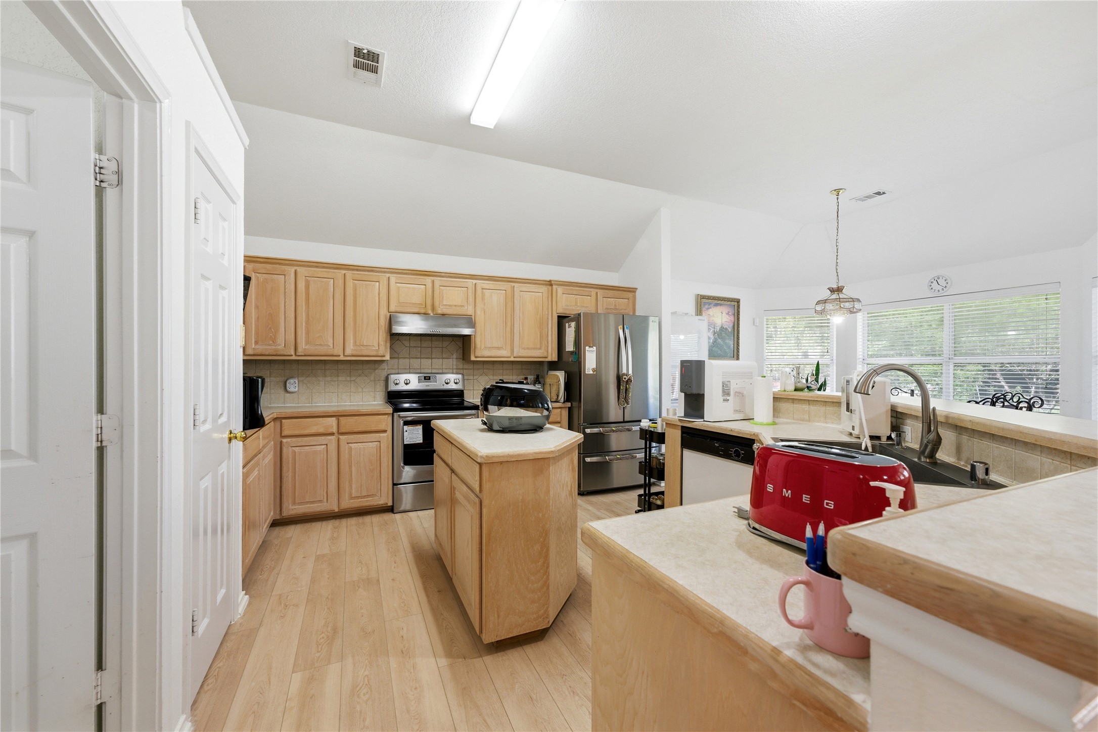 7451 Stonybrooke Drive North Richland Hills TX 76182