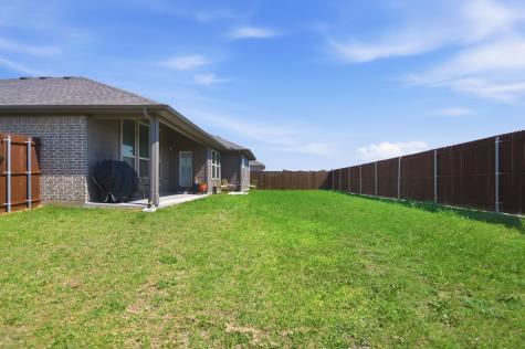 420 Basalt Drive Azle TX 76020