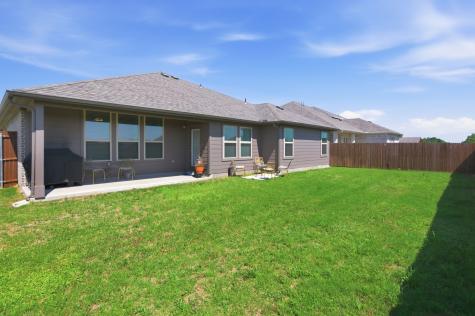 420 Basalt Drive Azle TX 76020