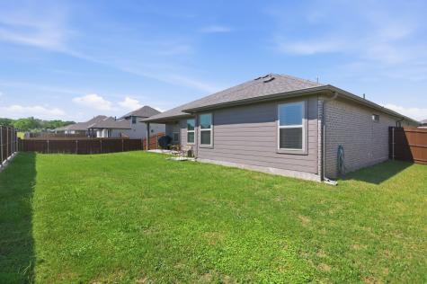 420 Basalt Drive Azle TX 76020