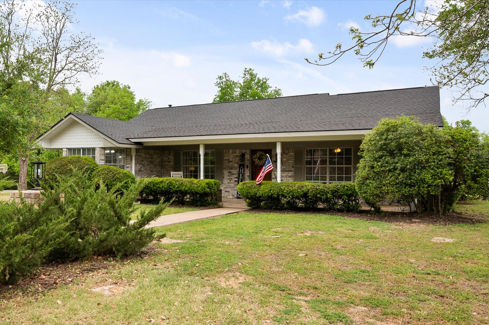 1201 Oak Street Teague TX 75860