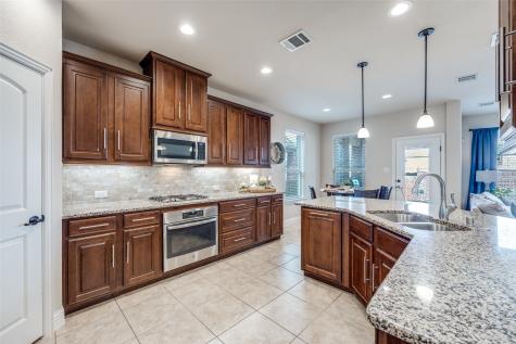 1113 Summer Lane Mckinney TX 75071